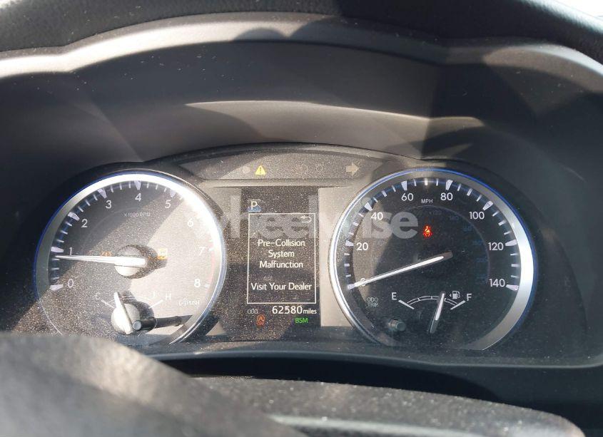 Photo 7 of 2018 Toyota Highlander SE (VIN 5TDKZRFH5JS533783)