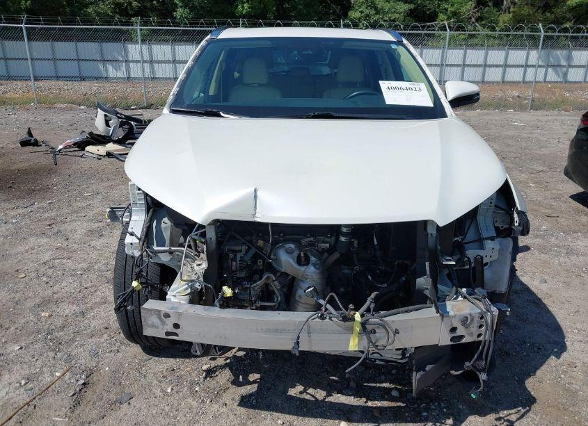 Photo 13 of 2018 Toyota Highlander XLE (VIN 5TDKZRFH5JS536313)