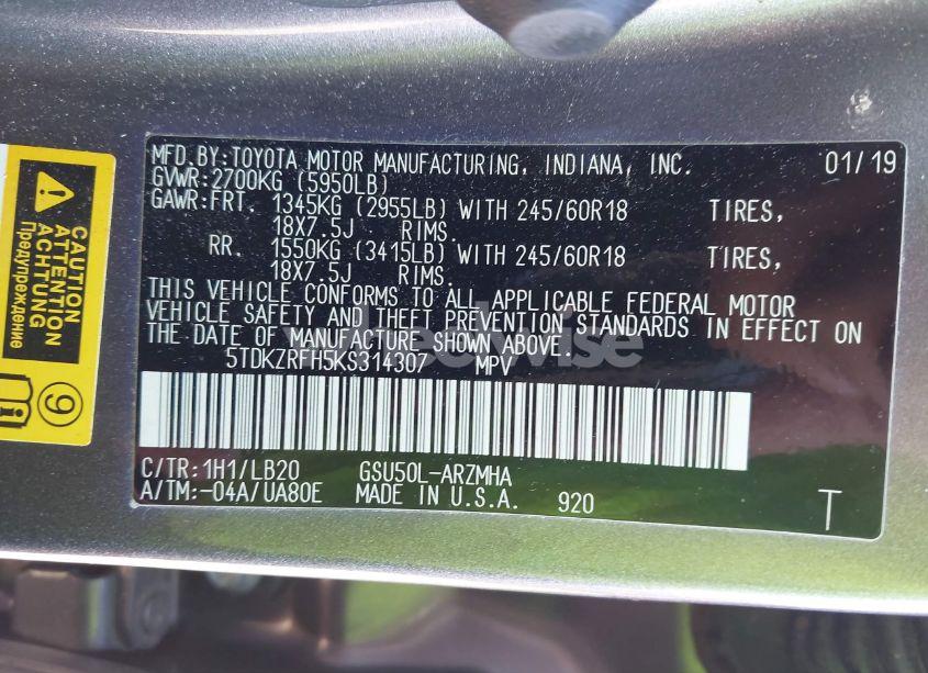 Photo 9 of 2019 Toyota Highlander XLE (VIN 5TDKZRFH5KS314307)