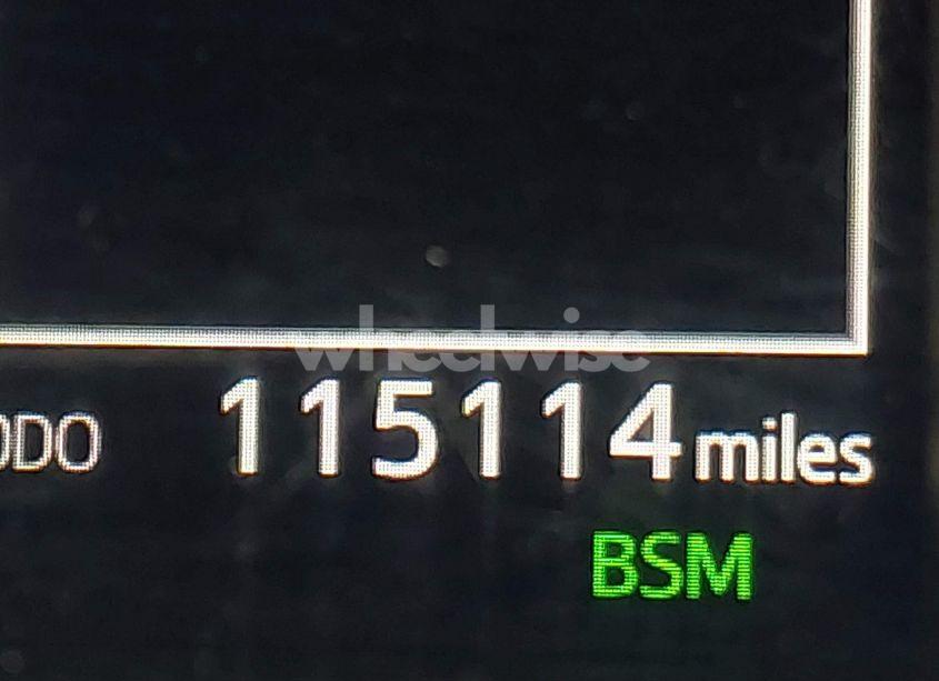 Photo 15 of 2019 Toyota Highlander XLE (VIN 5TDKZRFH5KS317479)