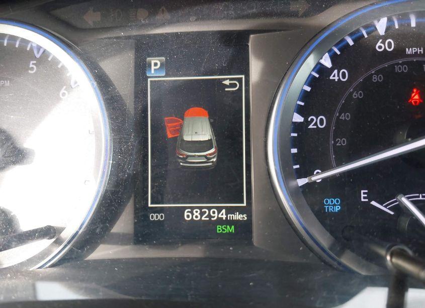 Photo 15 of 2019 Toyota Highlander XLE (VIN 5TDKZRFH6KS563389)