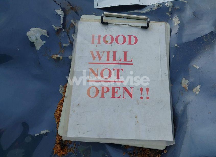 Photo 10 of 2018 Toyota Highlander XLE (VIN 5TDKZRFH7JS256702)