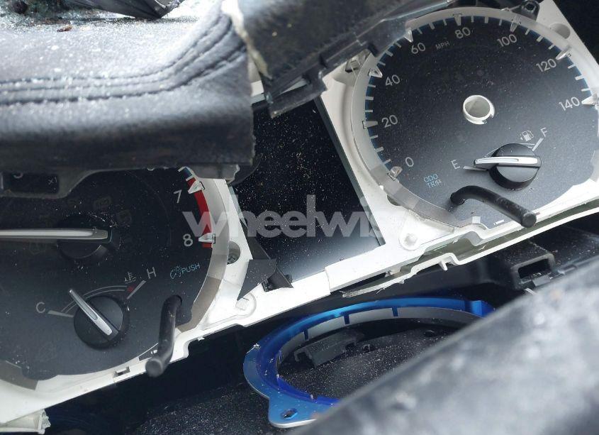 Photo 7 of 2018 Toyota Highlander XLE (VIN 5TDKZRFH7JS256702)