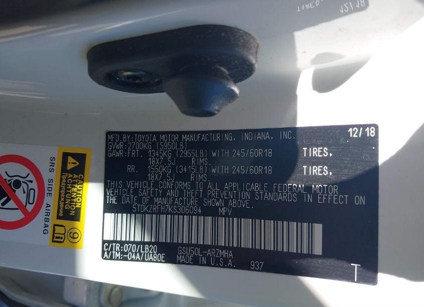 Photo 9 of 2019 Toyota Highlander XLE (VIN 5TDKZRFH7KS306094)