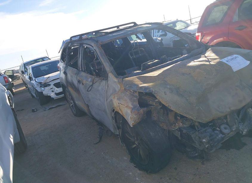 Photo 13 of 2019 Toyota Highlander XLE (VIN 5TDKZRFH7KS368482)