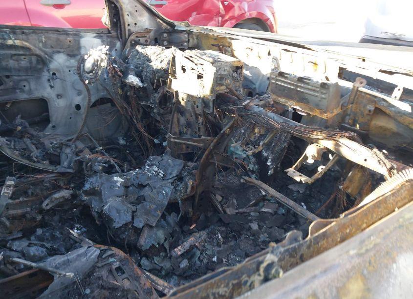 Photo 5 of 2019 Toyota Highlander XLE (VIN 5TDKZRFH7KS368482)