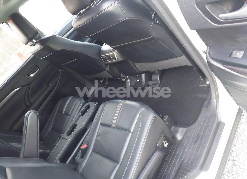 Photo 8 of 2017 Toyota Highlander SE (VIN 5TDKZRFH8HS187500)