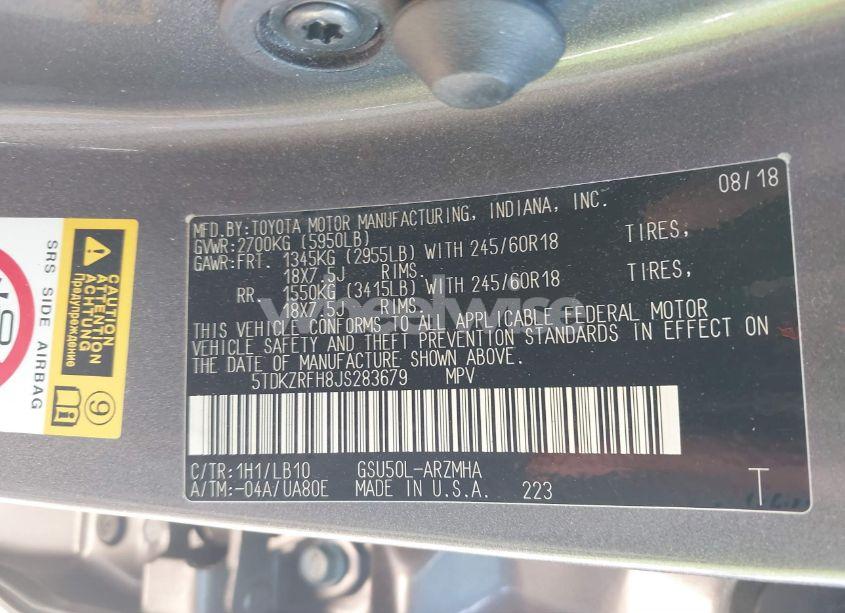 Photo 9 of 2018 Toyota Highlander XLE (VIN 5TDKZRFH8JS283679)