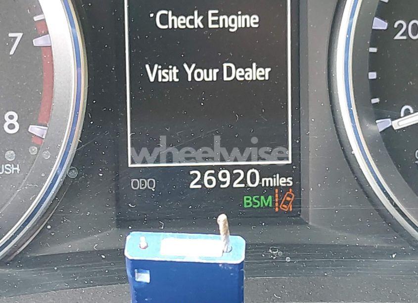 Photo 15 of 2019 Toyota Highlander XLE (VIN 5TDKZRFH8KS311403)