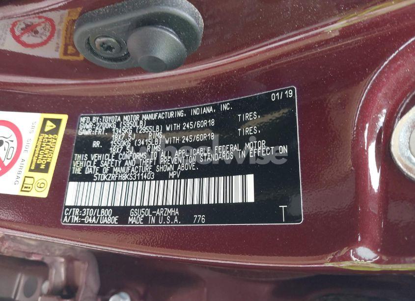 Photo 9 of 2019 Toyota Highlander XLE (VIN 5TDKZRFH8KS311403)