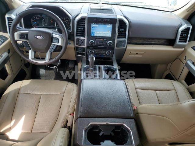 Photo 5 of 2018 FORD F150 SUPERCREW (VIN 5TDKZRFH8KS574250)