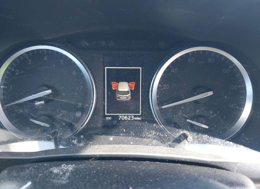 Photo 7 of 2019 Toyota Highlander XLE (VIN 5TDKZRFH8KS574460)