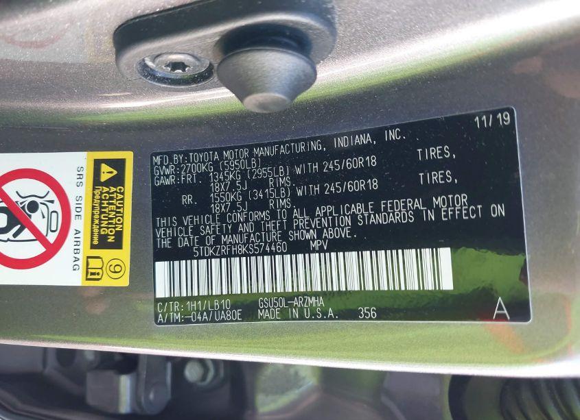 Photo 9 of 2019 Toyota Highlander XLE (VIN 5TDKZRFH8KS574460)