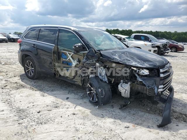 Photo 12 of 2017 TOYOTA HIGHLANDER SE N/A (VIN 5TDKZRFH9HS518312)