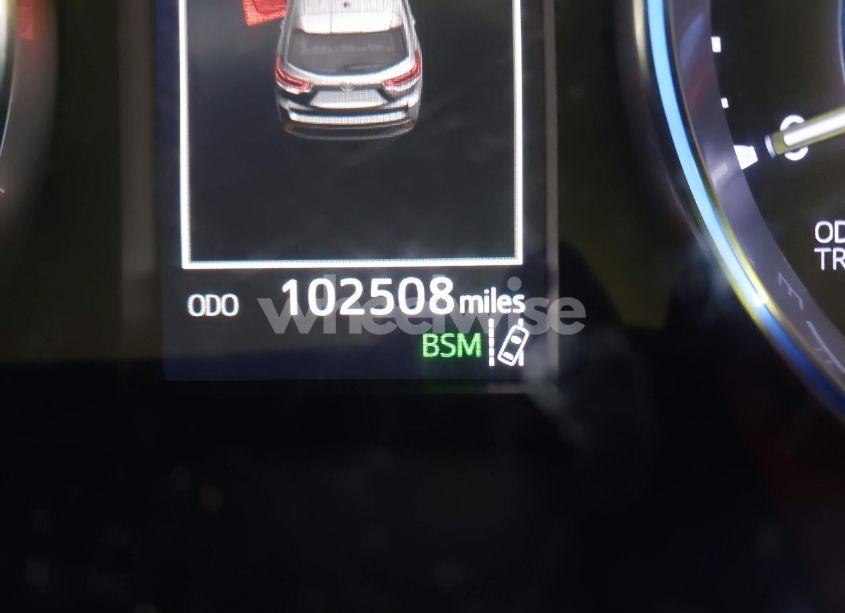 Photo 15 of 2019 Toyota Highlander XLE (VIN 5TDKZRFH9KS305741)