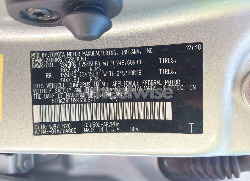 Photo 9 of 2019 Toyota Highlander XLE (VIN 5TDKZRFH9KS305741)