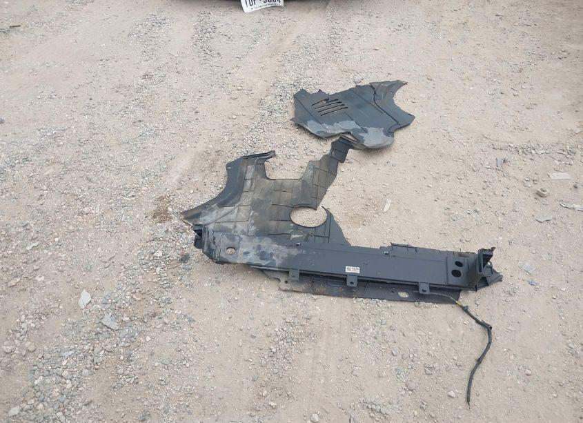 Photo 12 of 2019 Toyota Highlander SE (VIN 5TDKZRFH9KS327674)