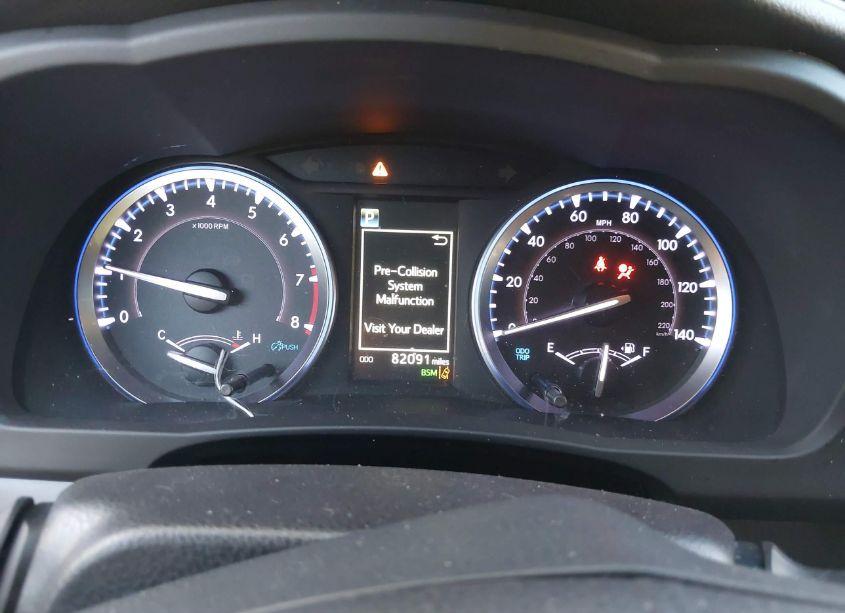 Photo 7 of 2019 Toyota Highlander SE (VIN 5TDKZRFH9KS327674)