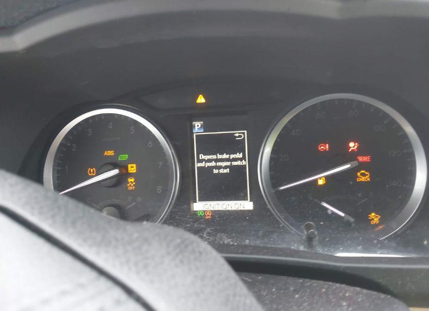 Photo 7 of 2019 Toyota Highlander XLE (VIN 5TDKZRFH9KS566223)