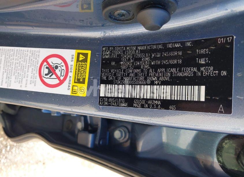 Photo 9 of 2017 Toyota Highlander XLE (VIN 5TDKZRFHXHS509666)