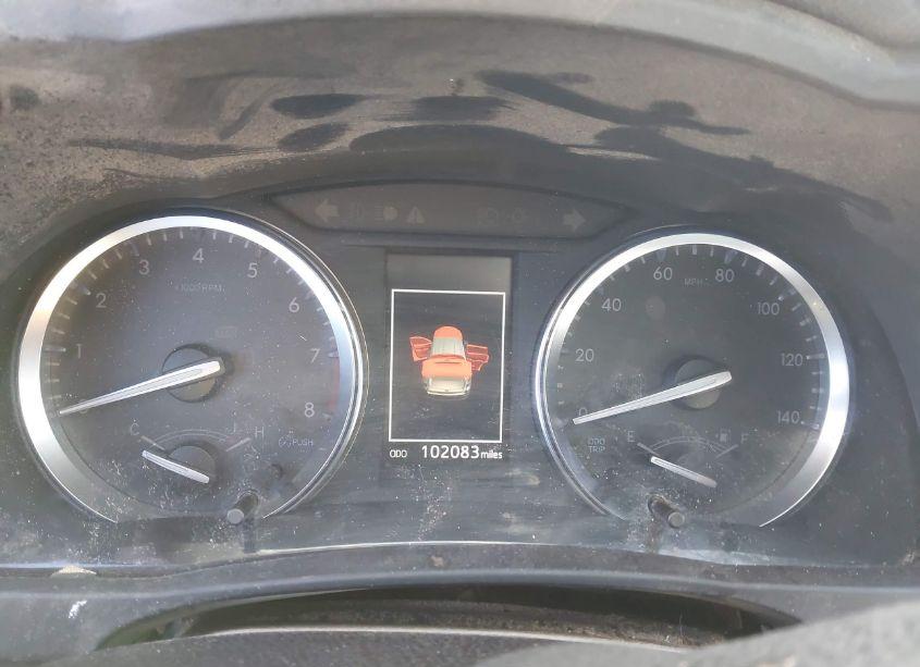 Photo 7 of 2019 Toyota Highlander XLE (VIN 5TDKZRFHXKS291459)