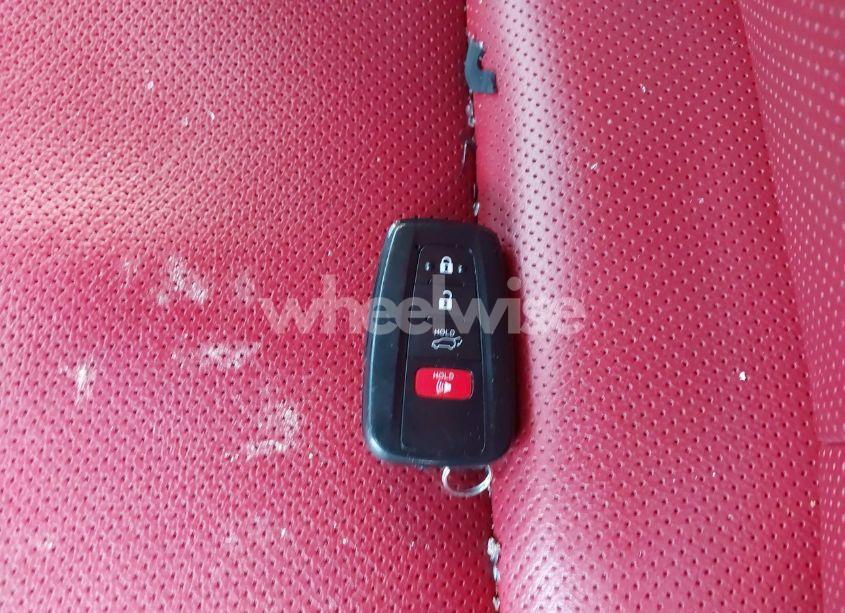 Photo 11 of 2021 Toyota Highlander XSE (VIN 5TDLZRAH4MS061236)