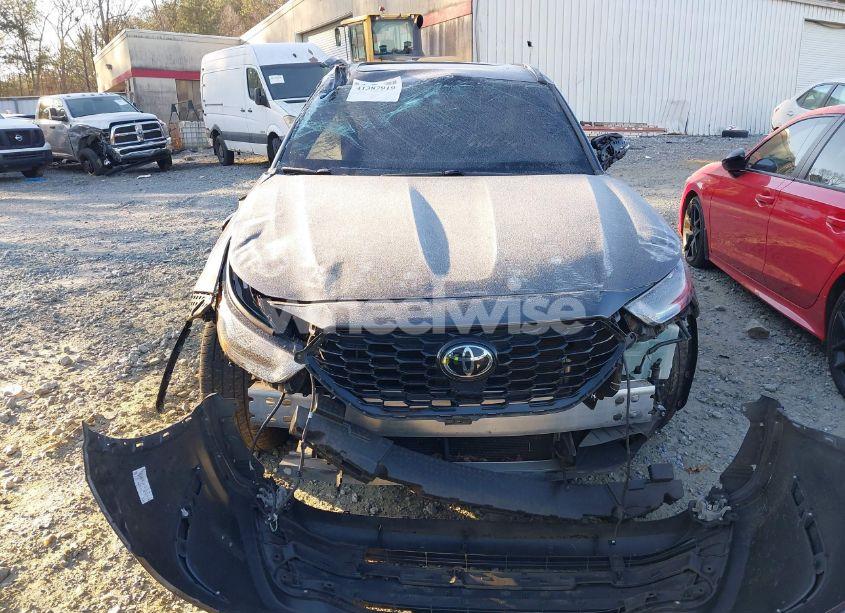 Photo 6 of 2021 Toyota Highlander XSE (VIN 5TDLZRAH4MS061236)