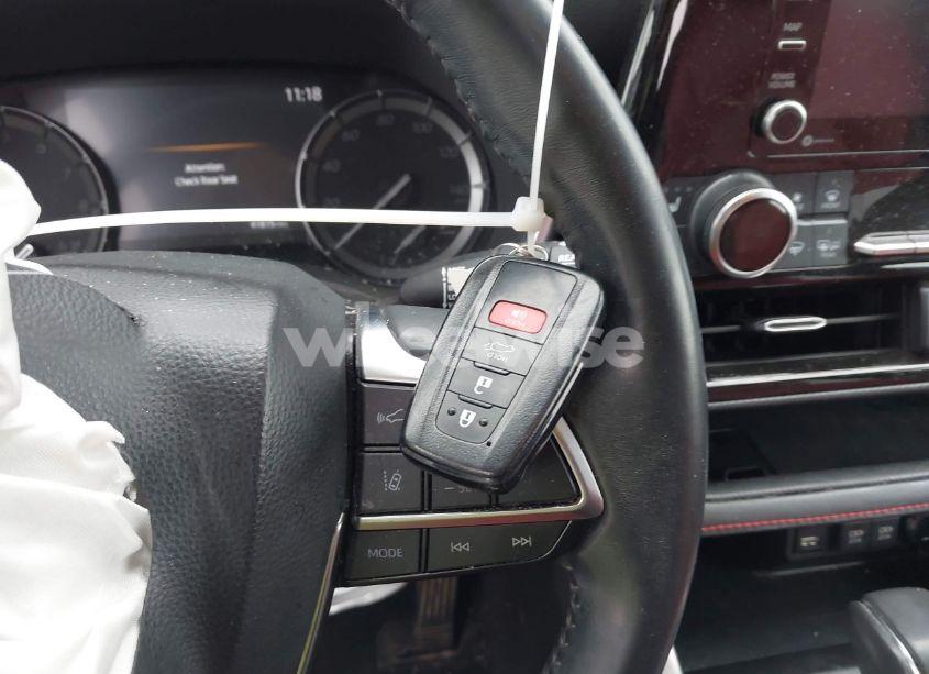 Photo 11 of 2021 Toyota Highlander XSE (VIN 5TDLZRAH5MS039469)