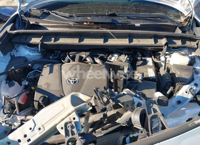 Photo 10 of 2022 Toyota Highlander XSE (VIN 5TDLZRAH5NS113040)