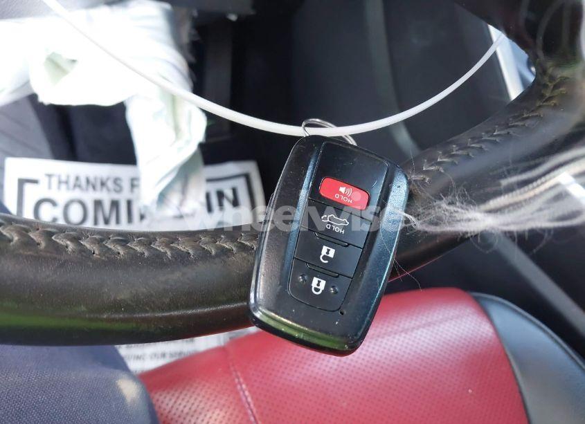 Photo 11 of 2022 Toyota Highlander XSE (VIN 5TDLZRAH5NS113040)