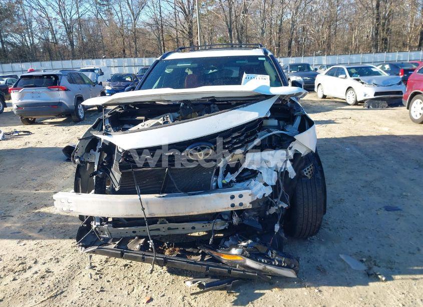 Photo 13 of 2022 Toyota Highlander XSE (VIN 5TDLZRAH5NS113040)