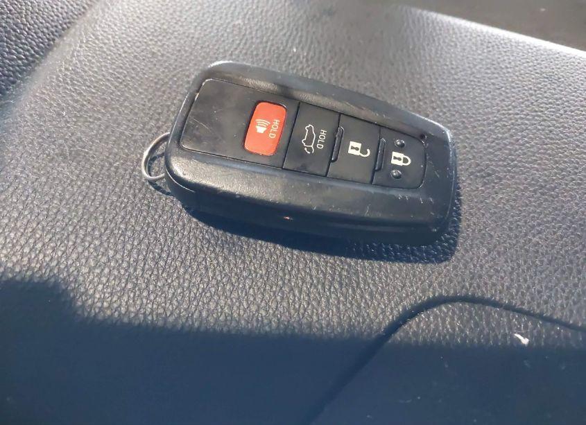 Photo 11 of 2021 Toyota Highlander XSE (VIN 5TDLZRAH9MS042374)