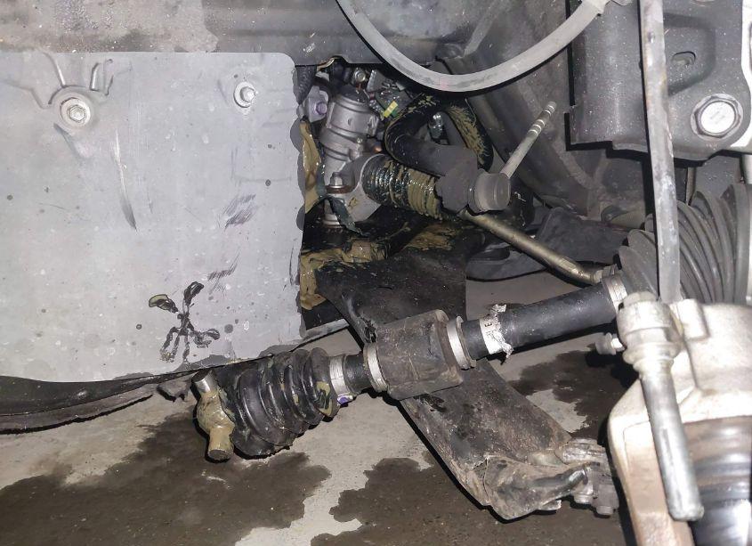 Photo 17 of 2021 Toyota Highlander XSE (VIN 5TDLZRAH9MS042374)