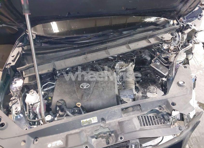 Photo 10 of 2021 Toyota Highlander XSE (VIN 5TDLZRBH0MS077884)