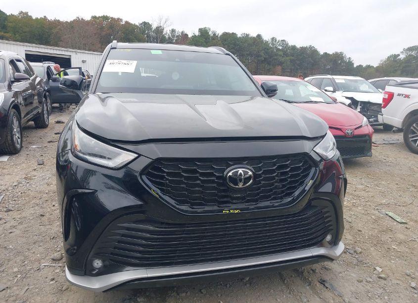 Photo 12 of 2022 Toyota Highlander XSE (VIN 5TDLZRBH0NS241605)