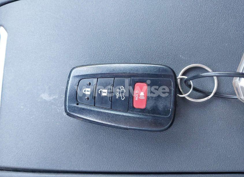 Photo 11 of 2021 Toyota Highlander XSE (VIN 5TDLZRBH2MS113445)