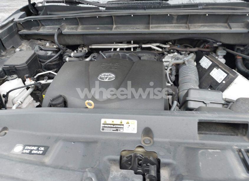 Photo 10 of 2021 Toyota Highlander XSE (VIN 5TDLZRBH3MS159477)