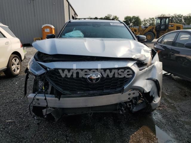 Photo 7 of 2022 TOYOTA HIGHLANDER XSE (VIN 5TDLZRBH7NS180107)