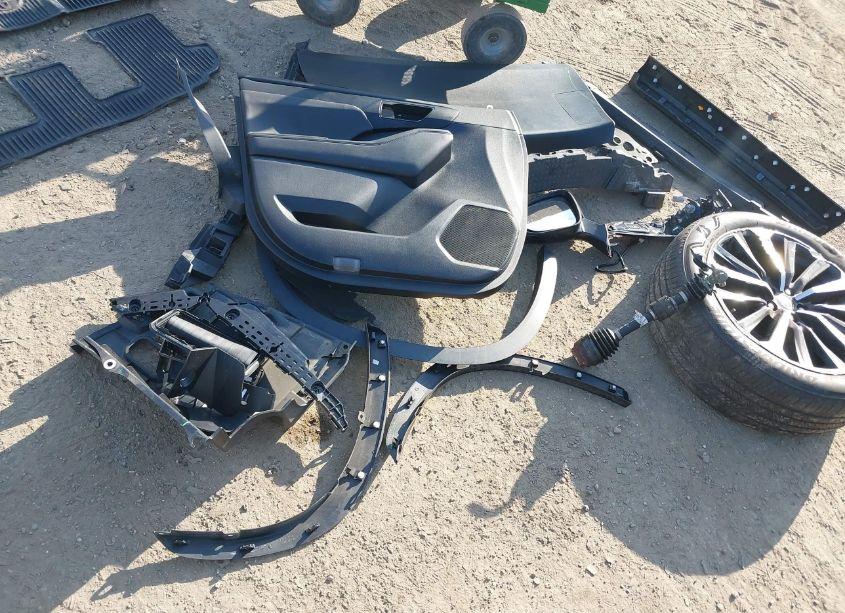 Photo 12 of 2022 Toyota Highlander XSE (VIN 5TDLZRBH7NS243951)