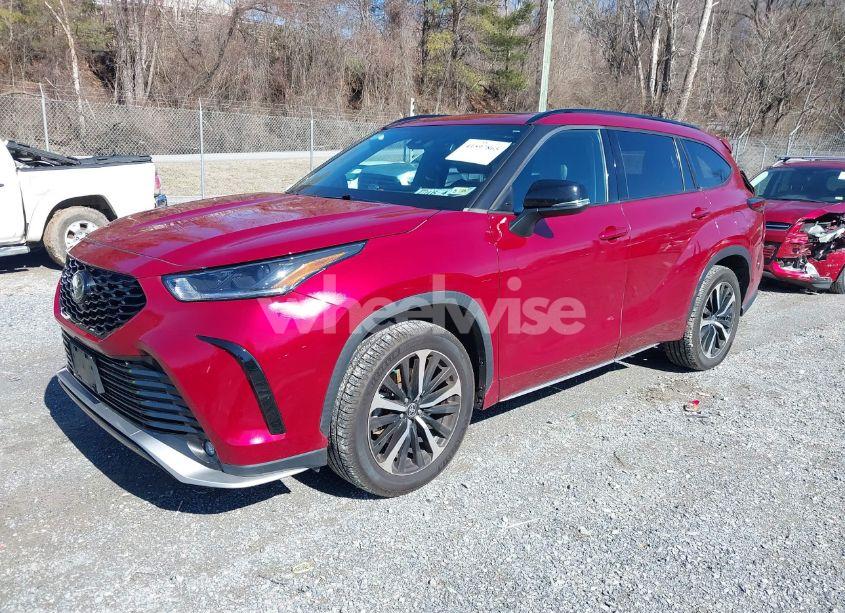 Photo 2 of 2021 Toyota Highlander XSE (VIN 5TDLZRBH8MS100585)