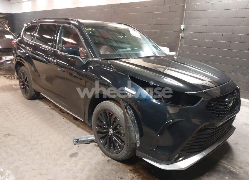 2021 Toyota Highlander XSE (VIN 5TDLZRBH8MS116057) main photo