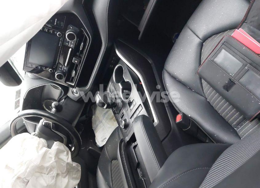 Photo 5 of 2022 Toyota Highlander XSE (VIN 5TDLZRBH9NS163258)