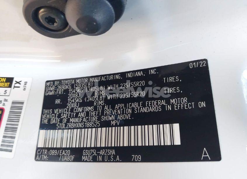 Photo 9 of 2022 Toyota Highlander XSE (VIN 5TDLZRBHXNS188525)