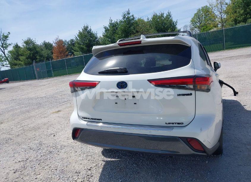 Photo 16 of 2021 Toyota Highlander HYBRID LIMITED (VIN 5TDXBRCH0MS033548)