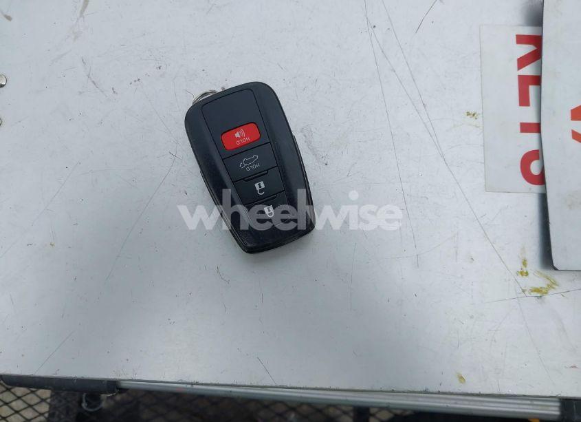 Photo 11 of 2021 Toyota Highlander HYBRID LIMITED (VIN 5TDXBRCH1MS022512)