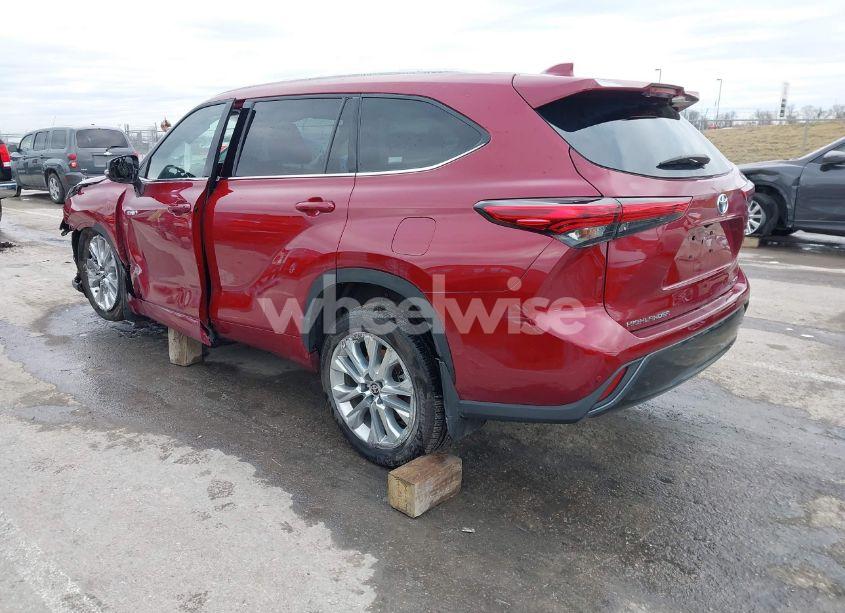 Photo 3 of 2021 Toyota Highlander HYBRID LIMITED (VIN 5TDXBRCH1MS022512)