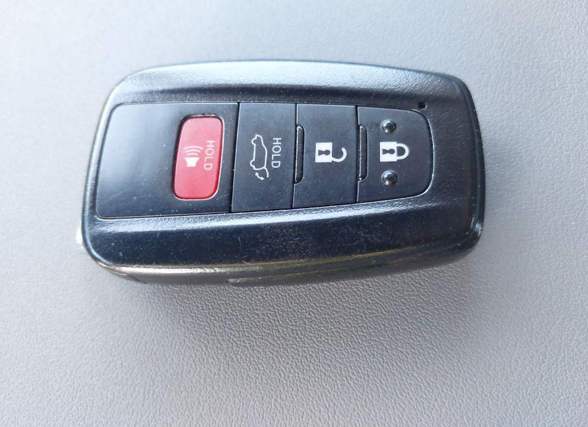 Photo 11 of 2021 Toyota Highlander HYBRID LIMITED (VIN 5TDXBRCH1MS531533)