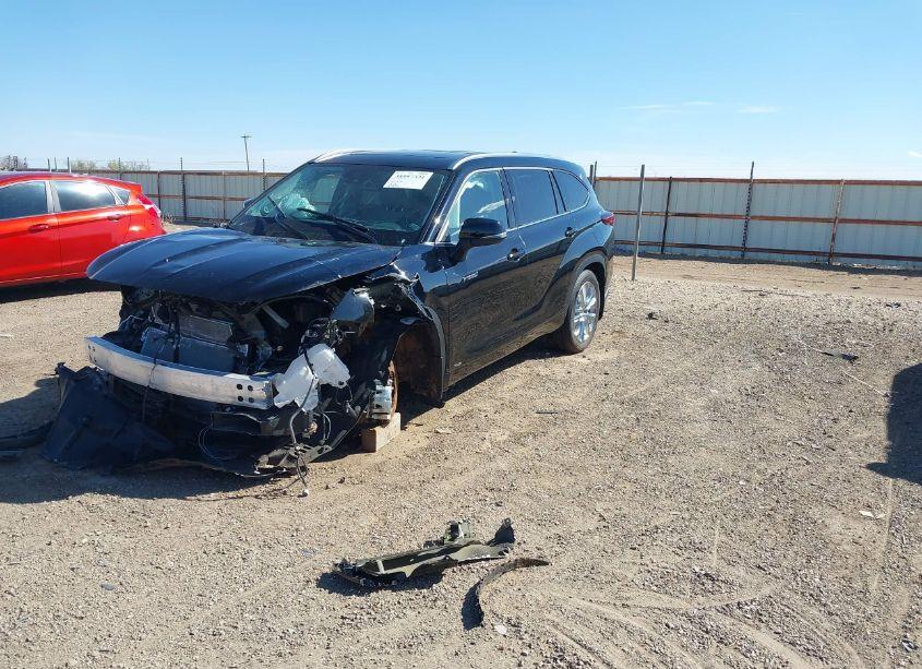 Photo 2 of 2021 Toyota Highlander HYBRID LIMITED (VIN 5TDXBRCH1MS531533)