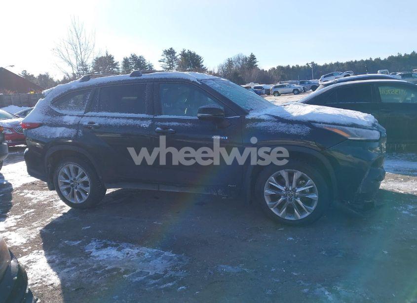 Photo 13 of 2021 Toyota Highlander HYBRID LIMITED (VIN 5TDXBRCH3MS521098)