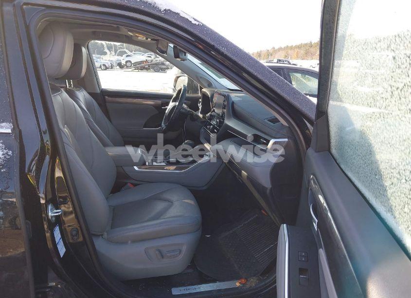 Photo 5 of 2021 Toyota Highlander HYBRID LIMITED (VIN 5TDXBRCH3MS521098)